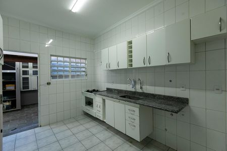 Casa para alugar com 104m², 2 quartos e 2 vagas Casa para alugar com 104m², 2 quartos e 2 vagasCOZINHA