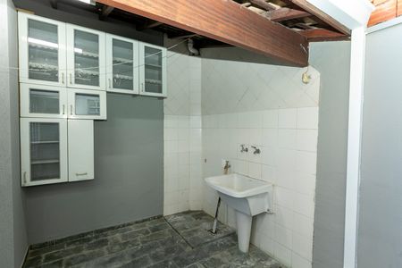 Casa para alugar com 104m², 2 quartos e 2 vagas Casa para alugar com 104m², 2 quartos e 2 vagasÁREA DE SERVIÇO