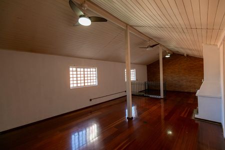 Casa para alugar com 104m², 2 quartos e 2 vagas Casa para alugar com 104m², 2 quartos e 2 vagasSALÃO PAVIMENTO SUPERIOR