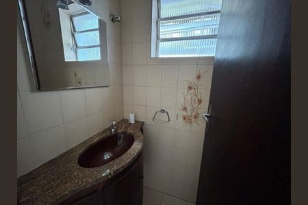 Casa à venda com 167m², 3 quartos e 2 vagas
