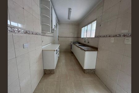Casa à venda com 167m², 3 quartos e 2 vagas