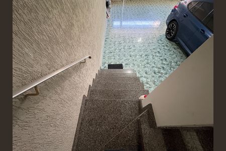 Casa à venda com 220m², 4 quartos e 5 vagas
