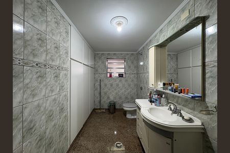 Casa à venda com 220m², 4 quartos e 5 vagas