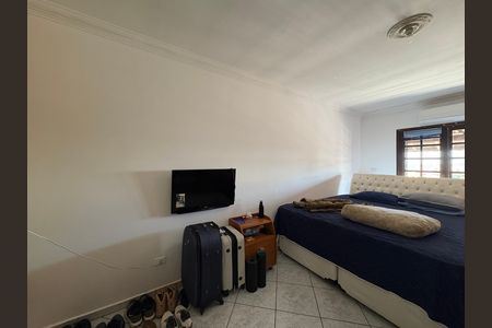 Casa à venda com 220m², 4 quartos e 5 vagas