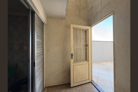 Casa à venda com 220m², 4 quartos e 5 vagas