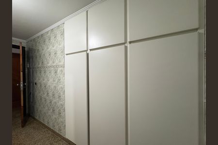 Casa à venda com 220m², 4 quartos e 5 vagas