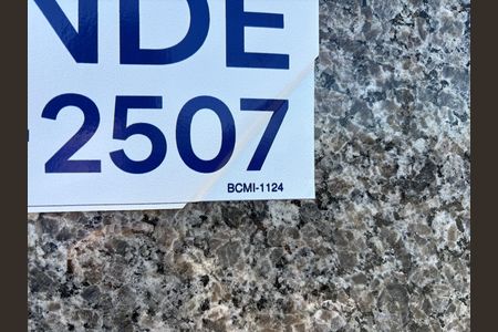 Casa à venda com 220m², 4 quartos e 5 vagas