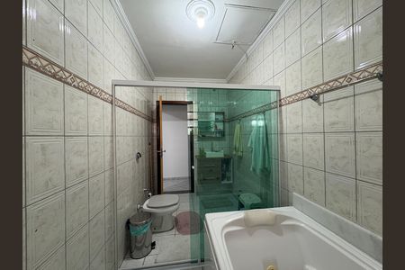 Casa à venda com 220m², 4 quartos e 5 vagas