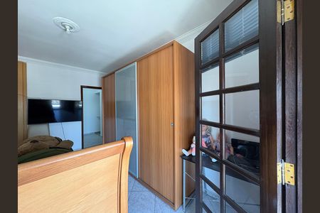 Casa para alugar com 4 quartos, 220m² em Vila Guedes, São Paulo