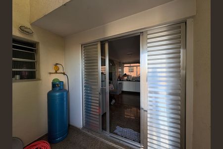 Casa à venda com 220m², 4 quartos e 5 vagas