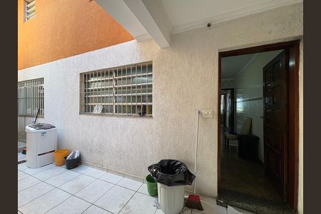 Casa à venda com 220m², 4 quartos e 5 vagas