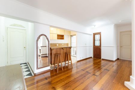 Apartamento para alugar com 75m², 2 quartos e 1 vagaSala