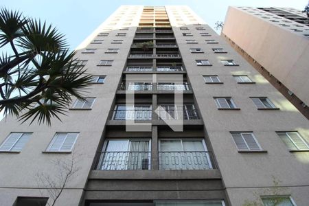 Apartamento para alugar com 75m², 2 quartos e 1 vagaFachada