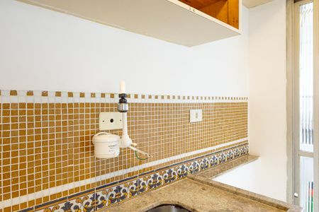 Apartamento para alugar com 75m², 2 quartos e 1 vagaCozinha