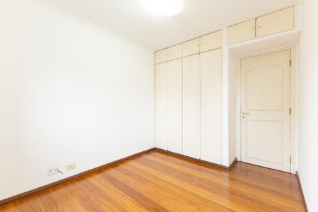 Apartamento para alugar com 75m², 2 quartos e 1 vagaQuarto 1