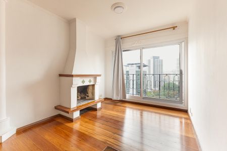 Sala de apartamento para alugar com 2 quartos, 75m² em Vila Olímpia, São Paulo