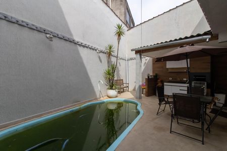 Casa para alugar com 330m², 3 quartos e 7 vagas Casa para alugar com 330m², 3 quartos e 7 vagasQuintal
