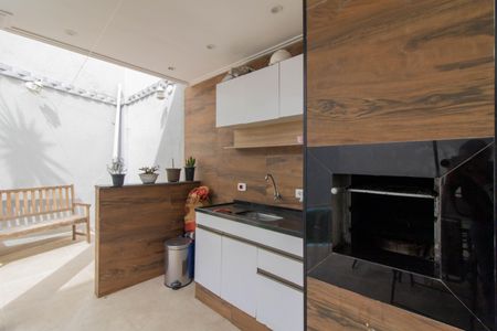 Casa para alugar com 330m², 3 quartos e 7 vagas Casa para alugar com 330m², 3 quartos e 7 vagasQuintal