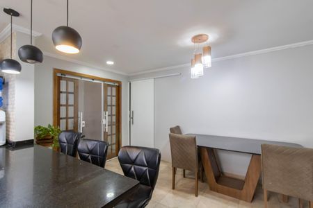 Casa para alugar com 330m², 3 quartos e 7 vagas Casa para alugar com 330m², 3 quartos e 7 vagasCozinha