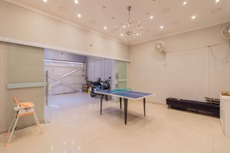 Casa para alugar com 330m², 3 quartos e 7 vagas Casa para alugar com 330m², 3 quartos e 7 vagasGaragem