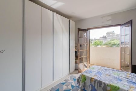 Casa para alugar com 330m², 3 quartos e 7 vagas Casa para alugar com 330m², 3 quartos e 7 vagasQuarto 2