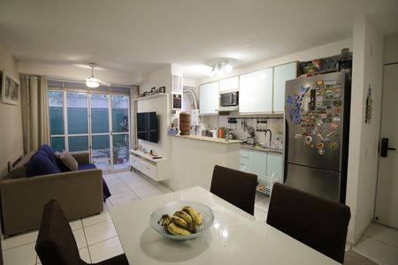 Sala de apartamento à venda com 2 quartos, 55m² em Curicica, Rio de Janeiro