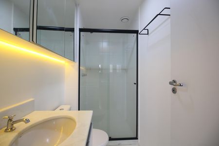 Apartamento à venda com 57m², 2 quartos e 1 vagaBanheiro Social