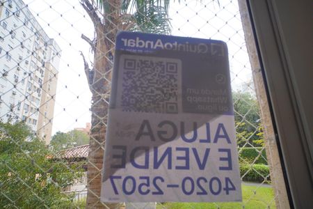 Vista da Sala  de apartamento para alugar com 3 quartos, 68m² em Jardim Carvalho, Porto Alegre