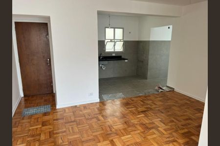 Apartamento à venda com 76m², 2 quartos e 1 vaga