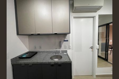 Apartamento para alugar com 34m², 1 quarto e 1 vaga Apartamento para alugar com 34m², 1 quarto e 1 vagaSala/Cozinha