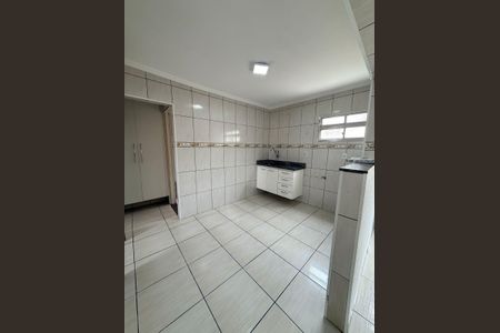Apartamento à venda com 48m², 2 quartos e 1 vaga Apartamento à venda com 48m², 2 quartos e 1 vagaCozinha
