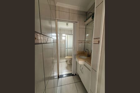 Apartamento à venda com 48m², 2 quartos e 1 vaga Apartamento à venda com 48m², 2 quartos e 1 vagaBanheiro