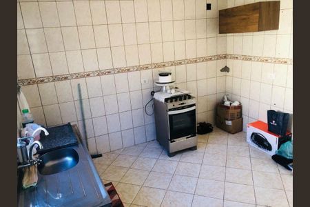 Casa à venda com 6 quartos, 200m² em Vila São José, São Paulo