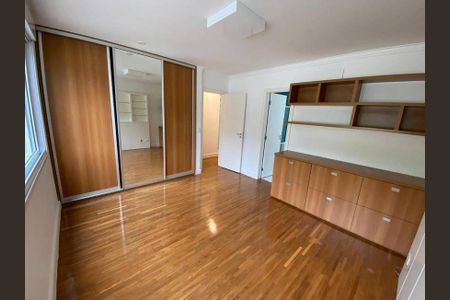 Casa à venda com 4 quartos, 425m² em Brooklin, São Paulo