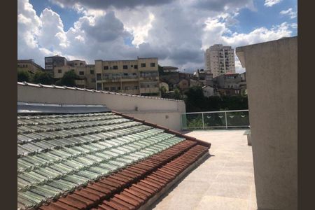 Casa à venda com 230m², 3 quartos e 2 vagas