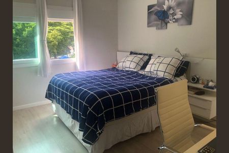 Casa à venda com 230m², 3 quartos e 2 vagas