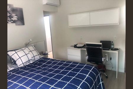 Casa à venda com 3 quartos, 230m² em Vila Monumento, São Paulo