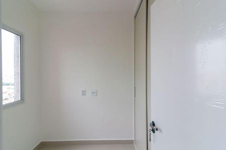 Quarto 1 de apartamento para alugar com 2 quartos, 37m² em Vila Isa, São Paulo