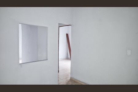 Casa para alugar com 100m², 2 quartos e sem vaga Casa para alugar com 100m², 2 quartos e sem vagaSala