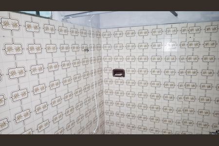 Casa para alugar com 100m², 2 quartos e sem vaga Casa para alugar com 100m², 2 quartos e sem vagaBanheiro