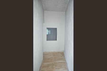 Casa para alugar com 100m², 2 quartos e sem vaga Casa para alugar com 100m², 2 quartos e sem vagaCorredor