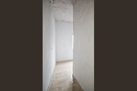 Casa para alugar com 100m², 2 quartos e sem vaga Casa para alugar com 100m², 2 quartos e sem vagaCorredor