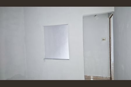Sala de casa para alugar com 2 quartos, 100m² em Vista Alegre, Rio de Janeiro