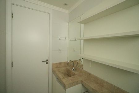 Apartamento para alugar com 124m², 3 quartos e 1 vaga Apartamento para alugar com 124m², 3 quartos e 1 vagaBanheiro Social