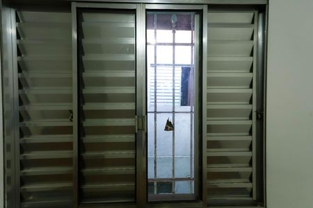Casa à venda com 299m², 3 quartos e 5 vagas Casa à venda com 299m², 3 quartos e 5 vagasquarto 2 vista