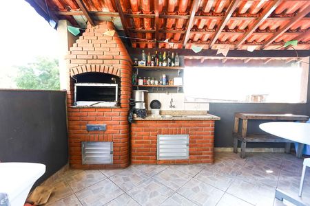 Casa à venda com 299m², 3 quartos e 5 vagas Casa à venda com 299m², 3 quartos e 5 vagasvaranda da casa 2