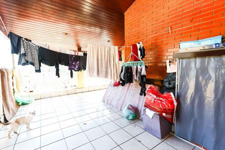 Casa à venda com 299m², 3 quartos e 5 vagas Casa à venda com 299m², 3 quartos e 5 vagasVaranda