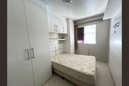 Apartamento para alugar com 65m², 2 quartos e 1 vagaSuíte
