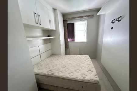 Apartamento para alugar com 65m², 2 quartos e 1 vagaSuíte