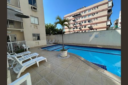 Apartamento para alugar com 65m², 2 quartos e 1 vagaÁrea comum - Piscina